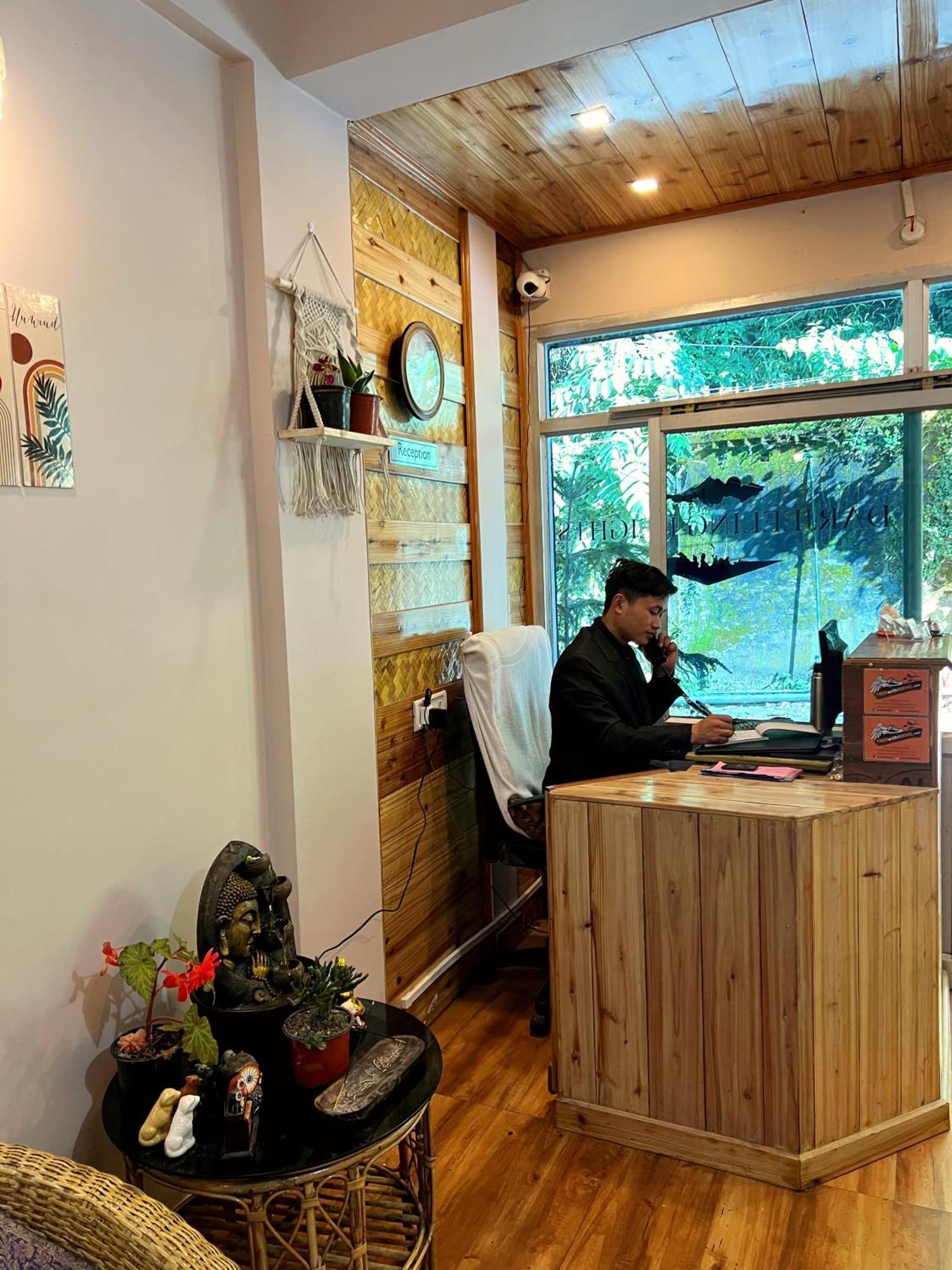 Darjeeling Heights - A Boutique Mountain View Homestay Экстерьер фото